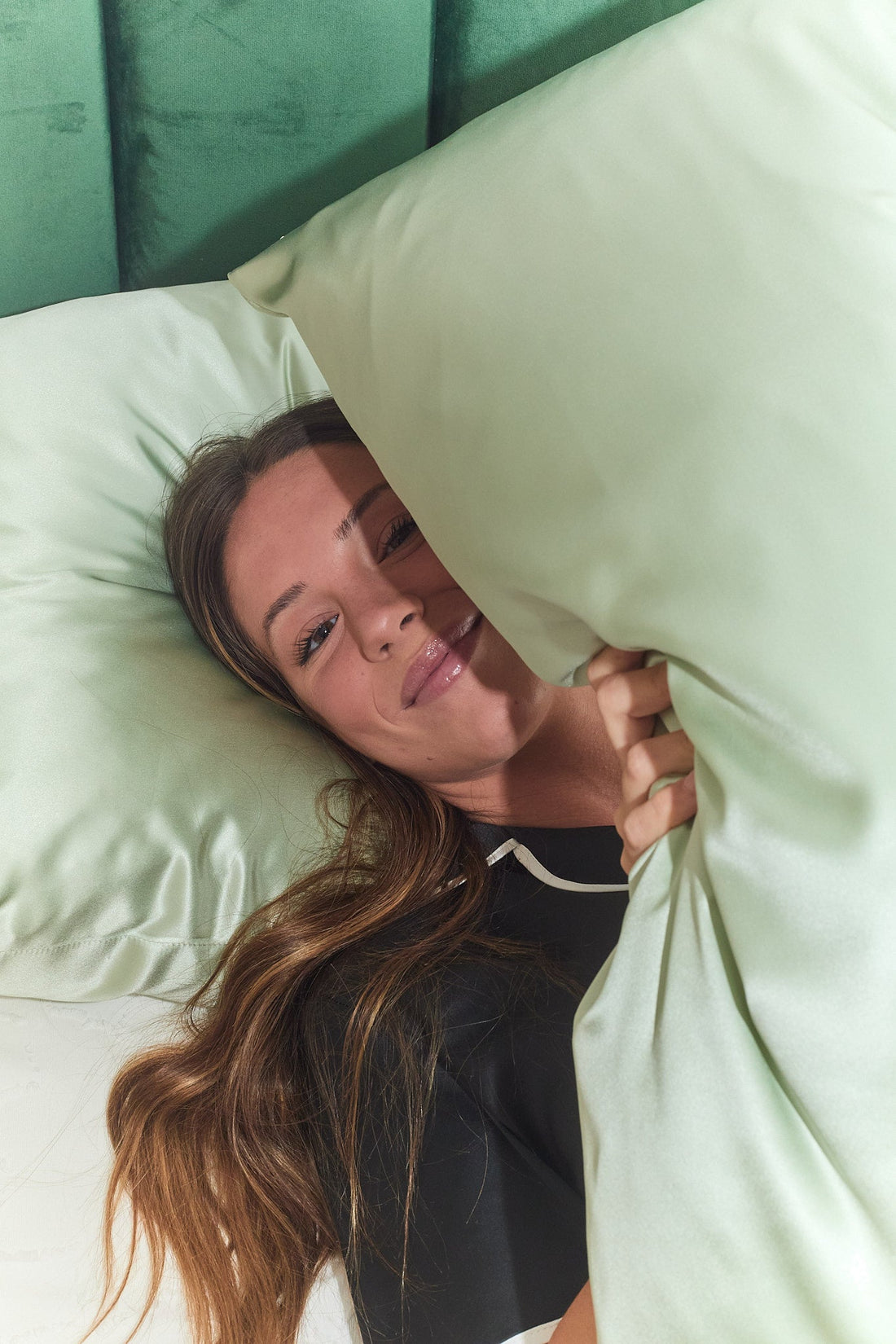 Why Silk Is Better Than Cotton: The Ultimate Comparison Guide