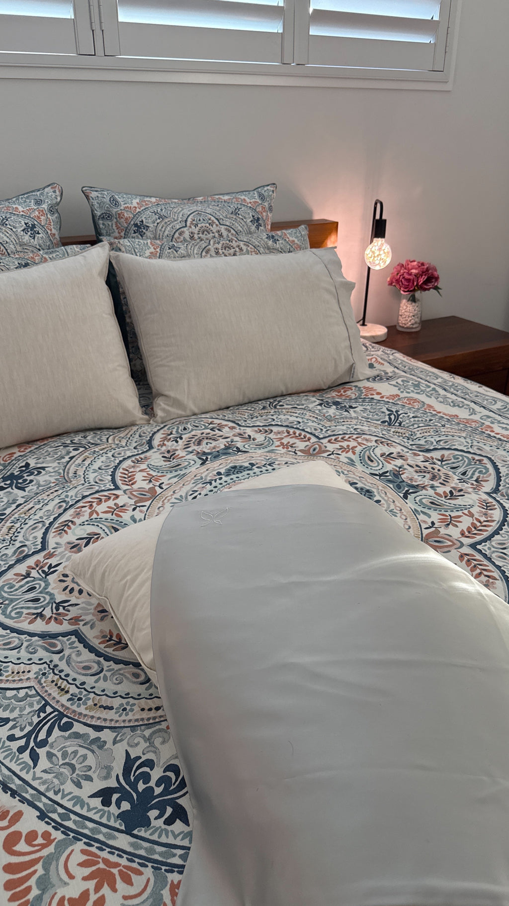 LuxSilq Silk Pillowcase
